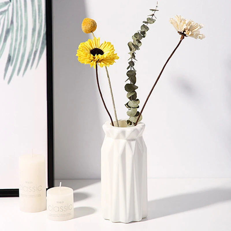 Nordic Bloom Decorative Vase